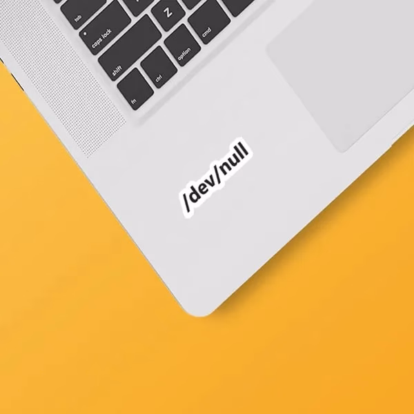 برنامه-نویسی-design-laptop-a09-with-sticker-tmjeenir-min.jpg